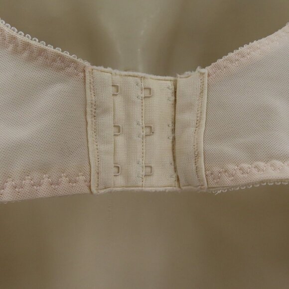 Bali 40C 0180 Full Coverage Ivory Embroidered Flowers Underwire Bra No Padding - Picture 6 of 13